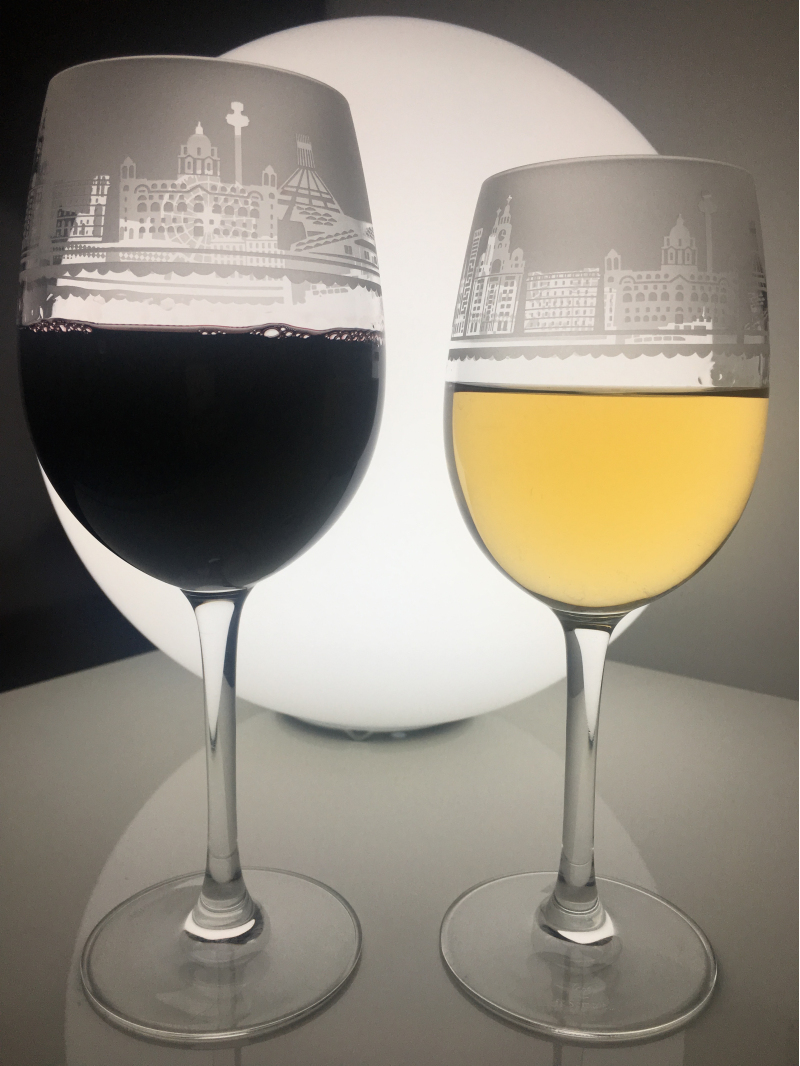 Liverpool Skyline White Wine Glass