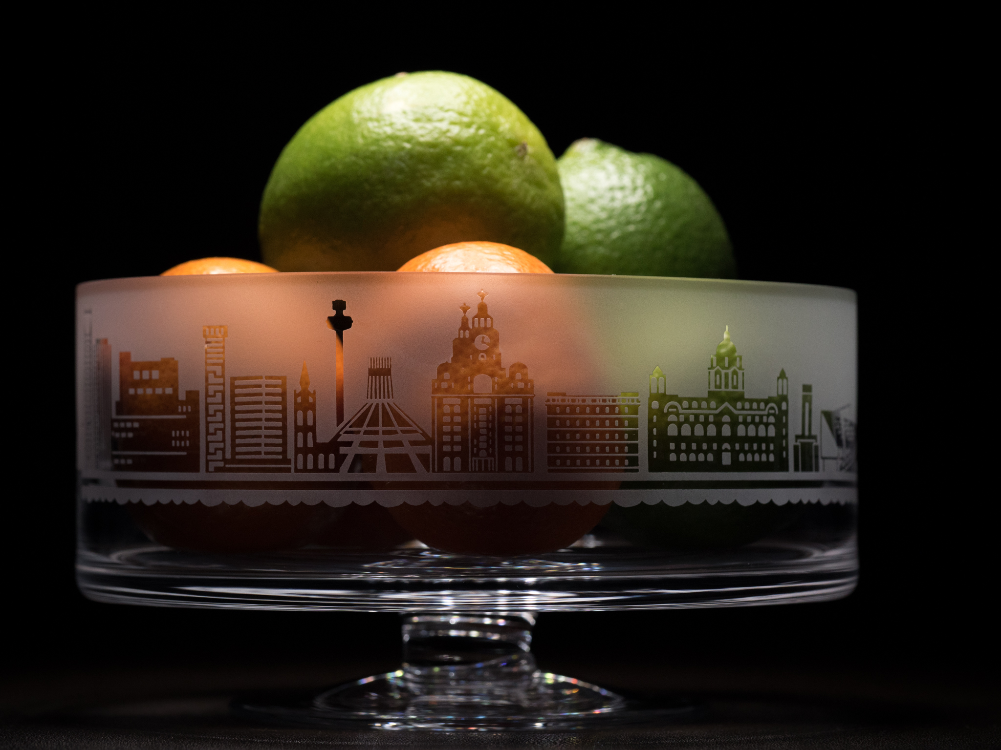 Liverpool Skyline Pedestal Bowl - Crystal (small)