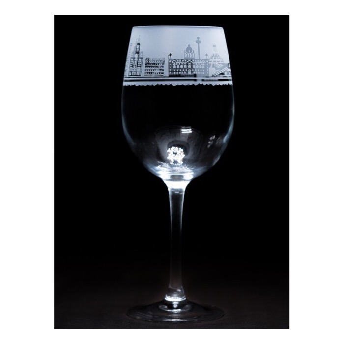 Liverpool Skyline Red Wine Glass