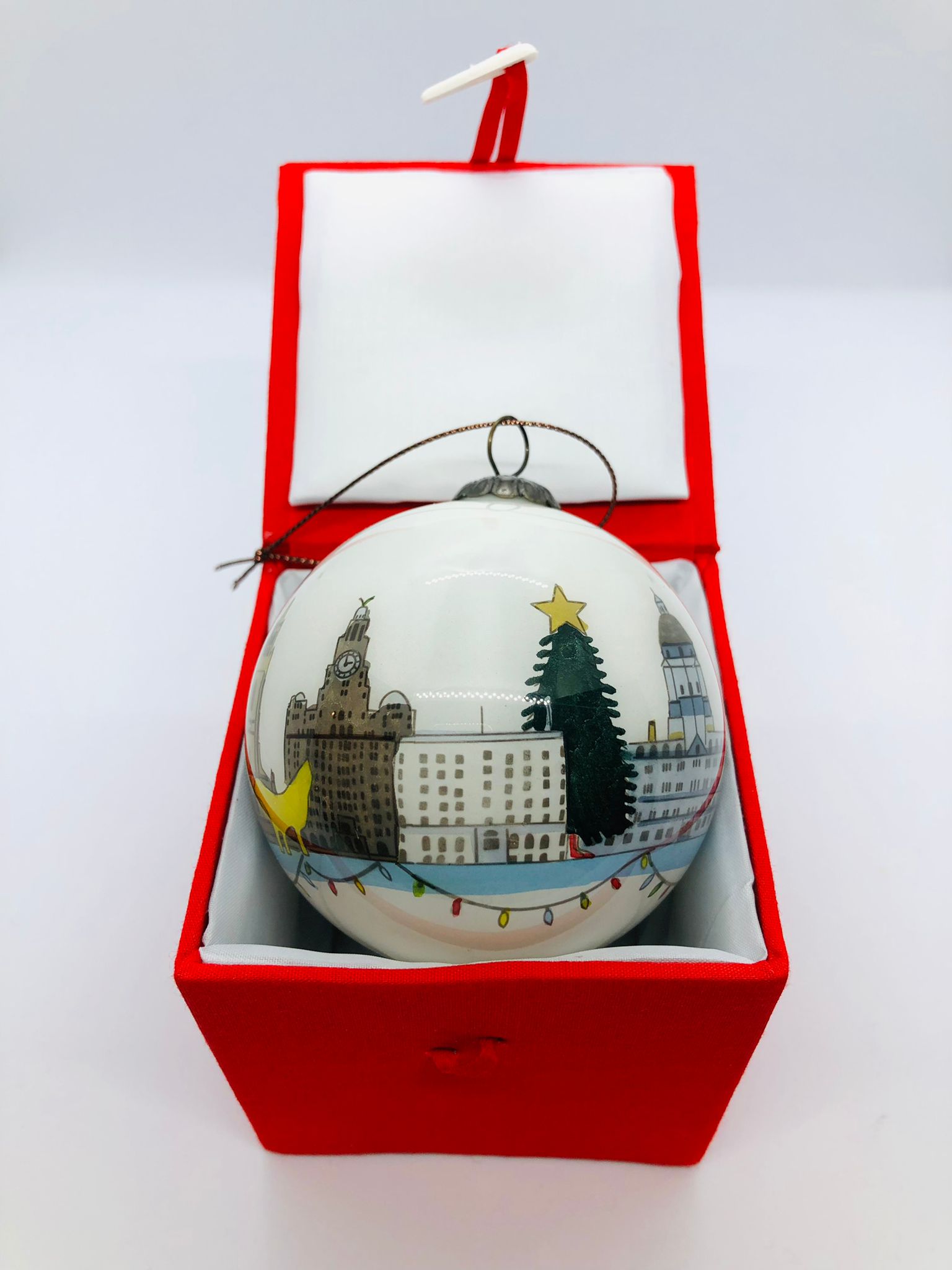Liverpool Christmas Bauble – White